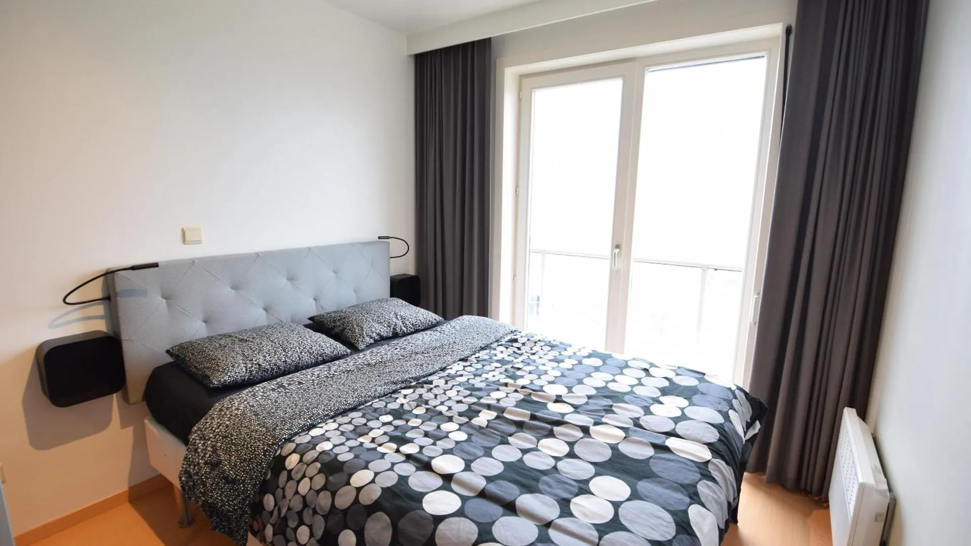 Coastal Apartment In Middelkerke Steps From The Sea