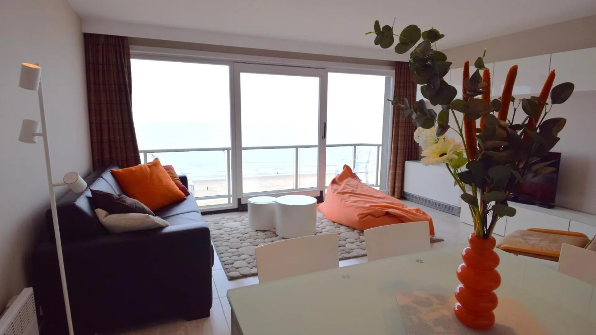 Coastal Apartment In Middelkerke Steps From The Sea 0*,  Belgium
